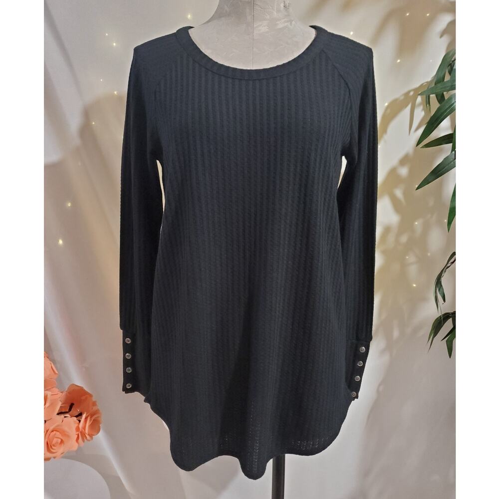 Chaser NWT Womens Waffle Knit Long Sleeve Thermal Top Size M Black Button Cuffs